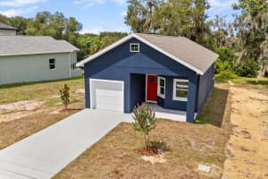 829 MCDONALD AVENUE, EUSTIS, FL 32726 - MLS#MFRO6340825