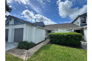 99 Lakepointe Cir, KISSIMMEE
