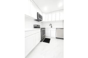 5621 LUNSFORD DRIVE, ORLANDO, FL 32818 - MLS#MFRO6341000