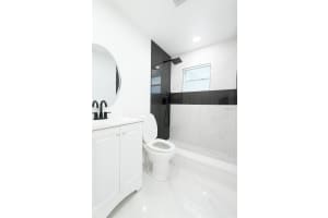 5621 LUNSFORD DRIVE, ORLANDO, FL 32818 - MLS#MFRO6341000