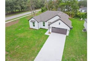 894 PINE AVENUE, ORANGE CITY, FL 32763 - MLS#MFRO6341030