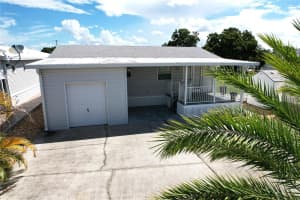 406 ST GEORGE DRIVE, DAVENPORT, FL 33837 - MLS#MFRO6341031