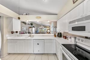 7319 ELEANOR CIRCLE, SARASOTA, FL 34243 - MLS#MFRO6341195