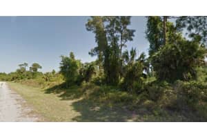 CUSTER CIR, NORTH PORT, FL 34288 Sold 12/10/25