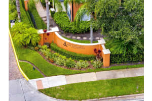 6005 WESTGATE DRIVE, ORLANDO, FL 32835 - MLS#MFRO6341357