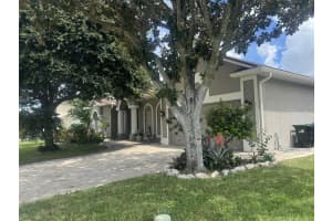 10303 NEWINGTON DRIVE, ORLANDO, FL 32836 - MLS#MFRO6341385