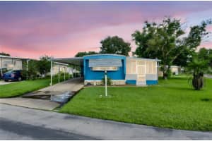 904 BLUE HERON BOULEVARD, OSTEEN, FL 32764 - MLS#MFRO6341498