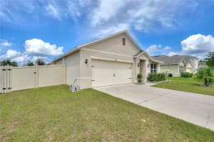 2769 GRAND CENTRAL AVENUE, TAVARES, FL 32778 - MLS#MFRO6341536
