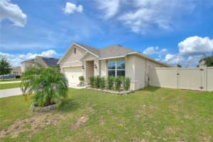 2769 GRAND CENTRAL AVENUE, TAVARES, FL 32778 - MLS#MFRO6341536
