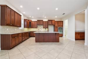 18229 BELLEZZA DRIVE, ORLANDO, FL 32820 - MLS#MFRO6341541