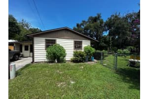 830 APOPKA BOULEVARD, APOPKA, FL 32703 Sold 09/05/25