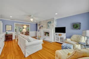 902 WESTMORELAND DRIVE, ORLANDO, FL 32804 Sold 10/15/25