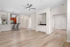2528 ROBERT TRENT JONES DR #1617, ORLANDO, FL 32835 - MLS#MFRO6341752