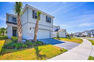7312 Oakmoss Loop, DAVENPORT