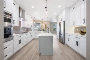 5208 PHILLIPS OAKS LANE, ORLANDO, FL 32812 - MLS#MFRO6341959