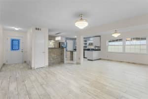 819 ROYAL OAK DRIVE, ORLANDO, FL 32809 - MLS#MFRO6341962