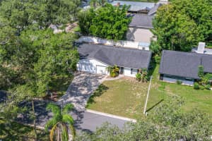 125 RHODES STREET, MOUNT DORA, FL 32757 - MLS#MFRO6341986