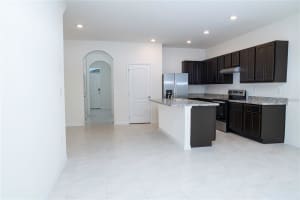 1389 YELLOW FINCH DRIVE, DAVENPORT, FL 33837 - MLS#MFRO6342017