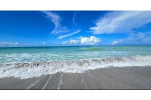 821 LAGUNA DRIVE, VENICE, FL 34285 - MLS#MFRO6342075