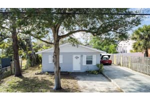 510 DISSTON AVENUE, TARPON SPRINGS, FL 34689 - MLS#MFRO6342081
