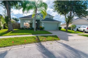 453 Downing Cir, DAVENPORT