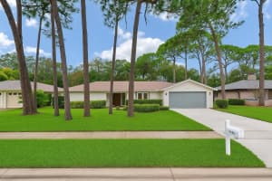7490 Pine Valley Ln, SEMINOLE