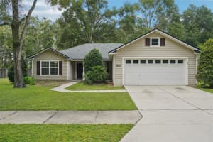12104 162ND DRIVE, ALACHUA, FL 32615 - MLS#MFRO6342175