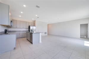 606 FAIRVIEW AVENUE, HAINES CITY, FL 33844 - MLS#MFRO6342196
