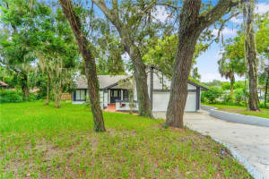 495 Howard Ave, LONGWOOD