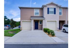 1350 Yellow Finch Dr, DAVENPORT