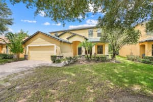 1037 CYPRESS POINTE BOULEVARD, DAVENPORT, FL 33896 Sold 12/05/25