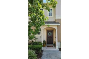 554 Pinebranch Cir, WINTER SPRINGS
