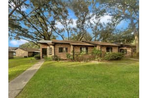 1735 Foxhall Cir #1, KISSIMMEE