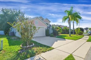 712 WINDSOR ESTATES DRIVE, DAVENPORT, FL 33837 - MLS#MFRO6342235