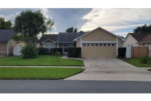 202 S Hampton Ct, SANFORD