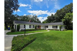 645 LAKE CHARM DRIVE, OVIEDO, FL 32765 - MLS#MFRO6342276