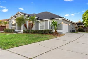 9885 MONTCLAIR CIRCLE CIRCLE, APOPKA, FL 32703 - MLS#MFRO6342342