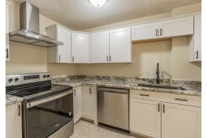 6218 OAK CLUSTER CIRCLE, TAMPA, FL 33634 - MLS#MFRO6342387