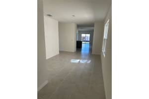 CASCADES CASCADES AVENUE, DAVENPORT, FL 33837 - MLS#MFRO6342417