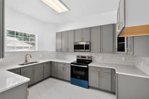 9405 31ST LANE, GAINESVILLE, FL 32608 - MLS#MFRO6342458