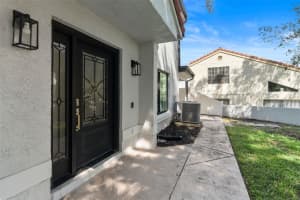 1001 KNOLL WOOD COURT, WINTER SPRINGS, FL 32708 - MLS#MFRO6342460