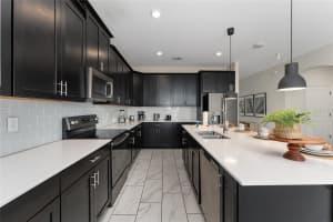 711 DROP SHOT DRIVE, DAVENPORT, FL 33896 Sold 11/12/25