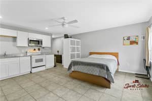 625 HYER AVENUE, ORLANDO, FL 32803 - MLS#MFRO6342485