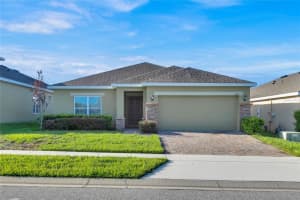 465 Ogelthorpe Dr, DAVENPORT