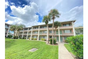 121 Oyster Bay Cir #320, ALTAMONTE SPRINGS