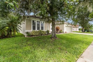 3044 BAY LAUREL CIRCLE, KISSIMMEE, FL 34744 - MLS#MFRO6342722