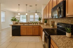 9333 SHEPTON STREET, ORLANDO, FL 32825 - MLS#MFRO6342726