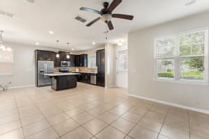 4775 CREEKSIDE PARK AVENUE, ORLANDO, FL 32811 Sold 10/23/25