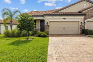 4189 MARSEILLE LANE, LAKELAND, FL 33810 - MLS#MFRO6342750