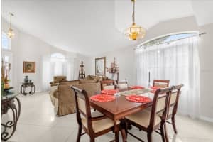 12376 ARLINGTON PARK LANE, ORLANDO, FL 32824 - MLS#MFRO6342892